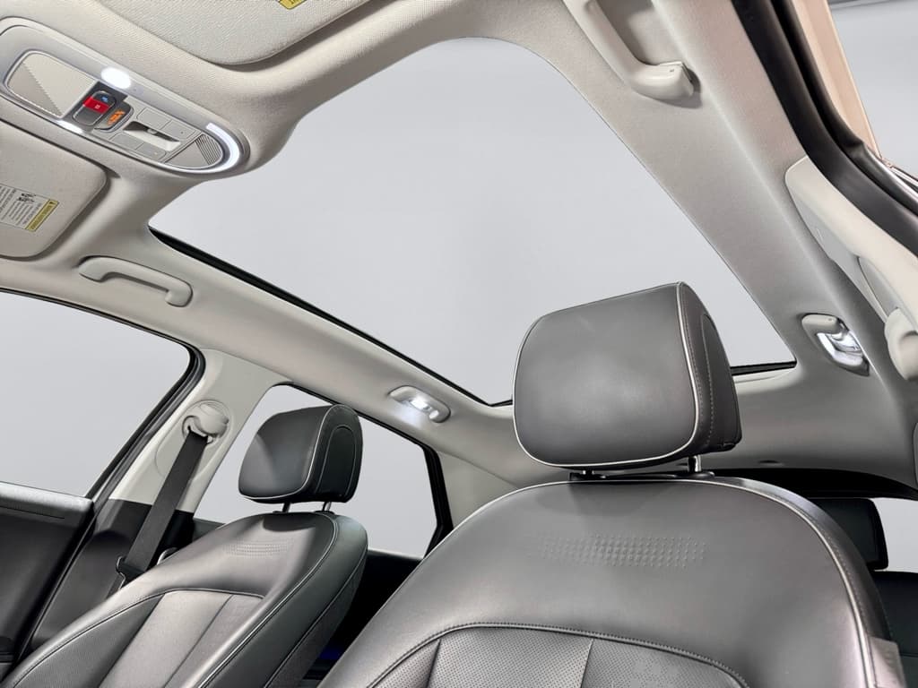 2023 Hyundai IONIQ 5 view 27