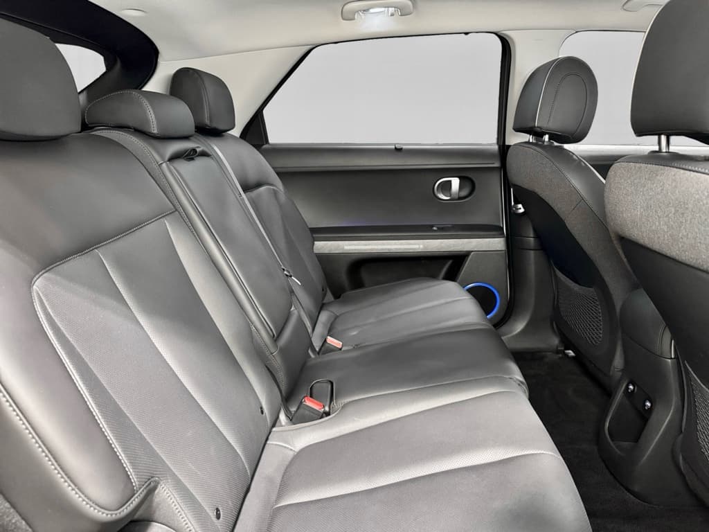 2023 Hyundai IONIQ 5 view 25