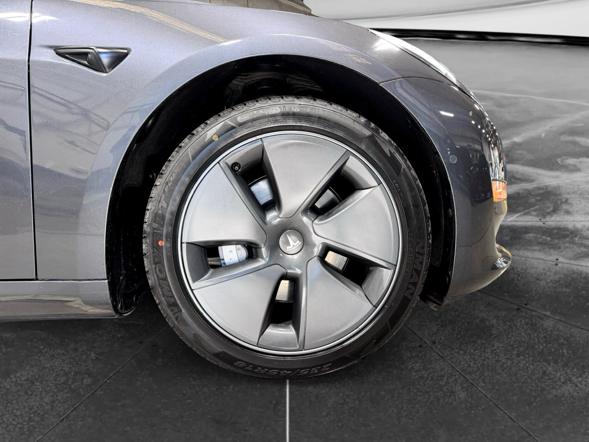2022 Tesla Model 3 view 35