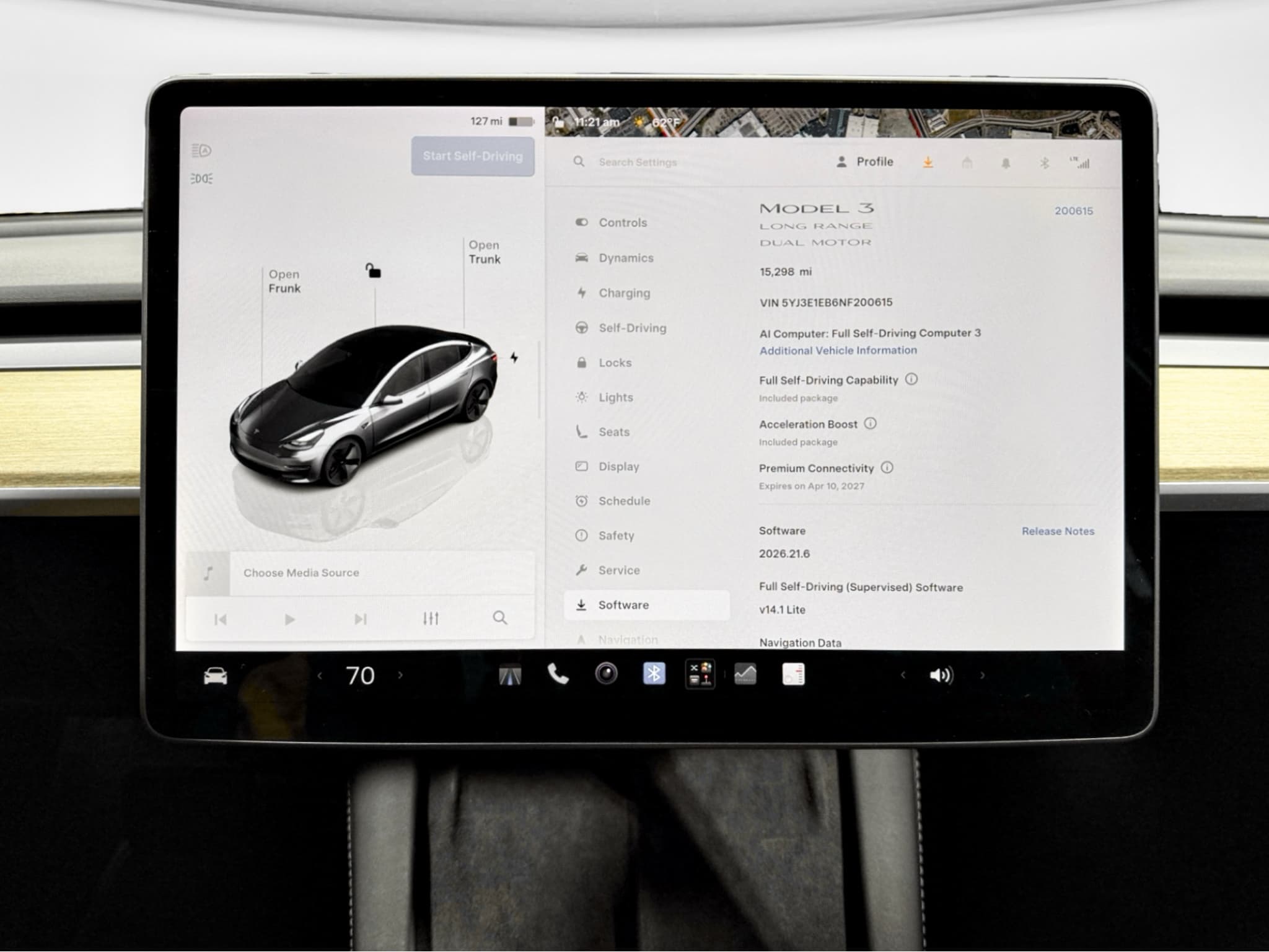 2022 Tesla Model 3 view 11