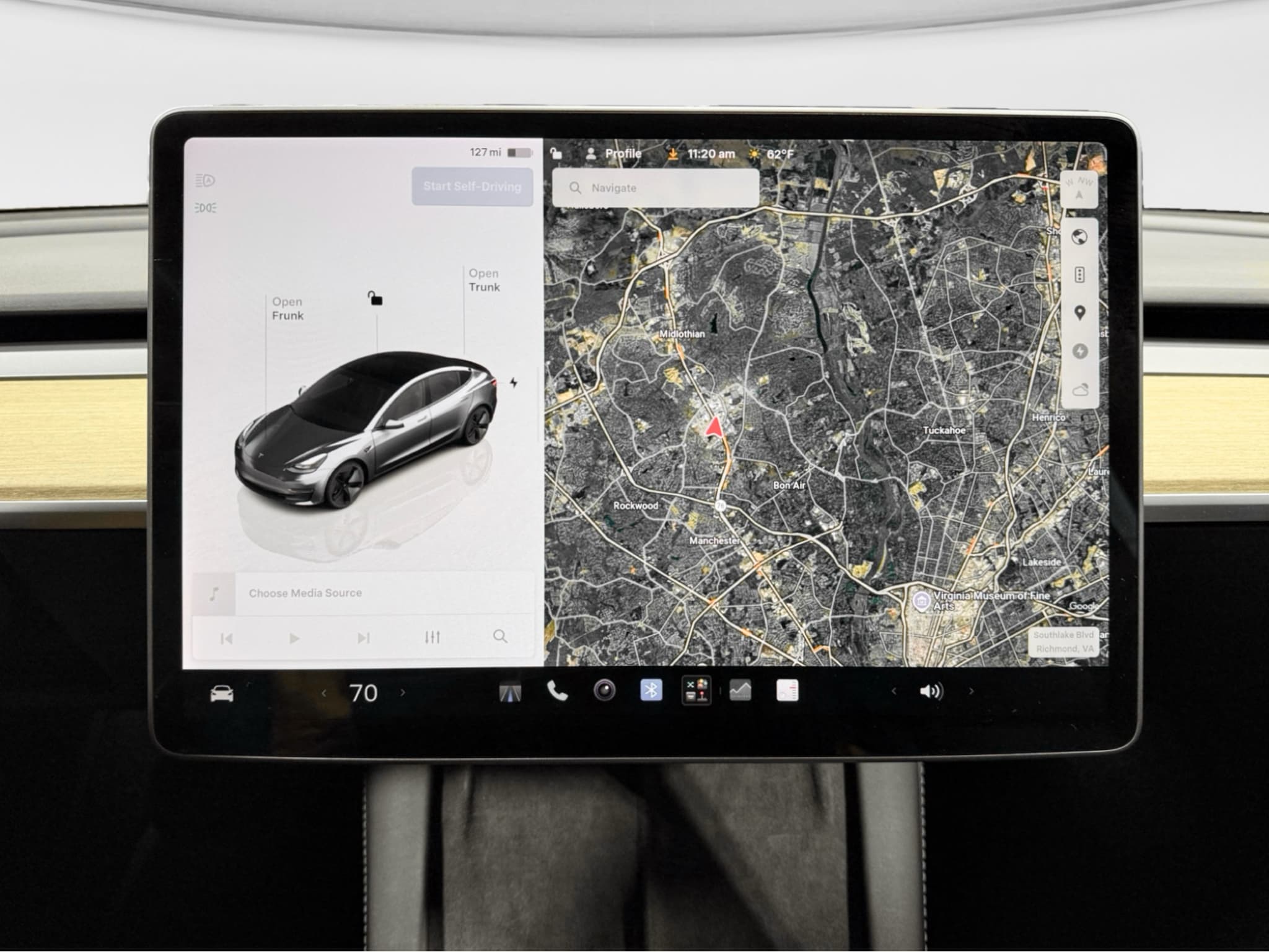2022 Tesla Model 3 view 9