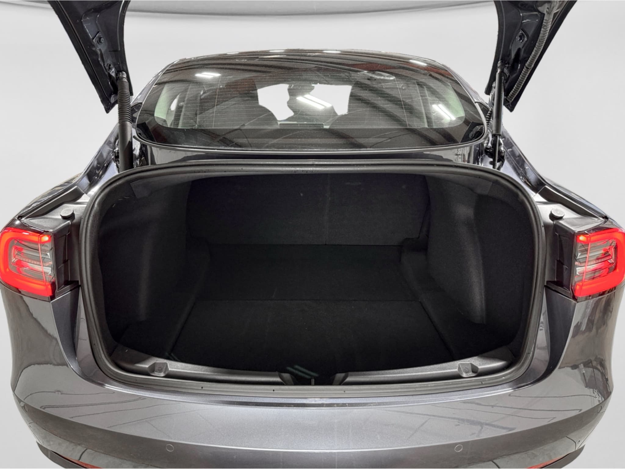 2022 Tesla Model 3 view 25