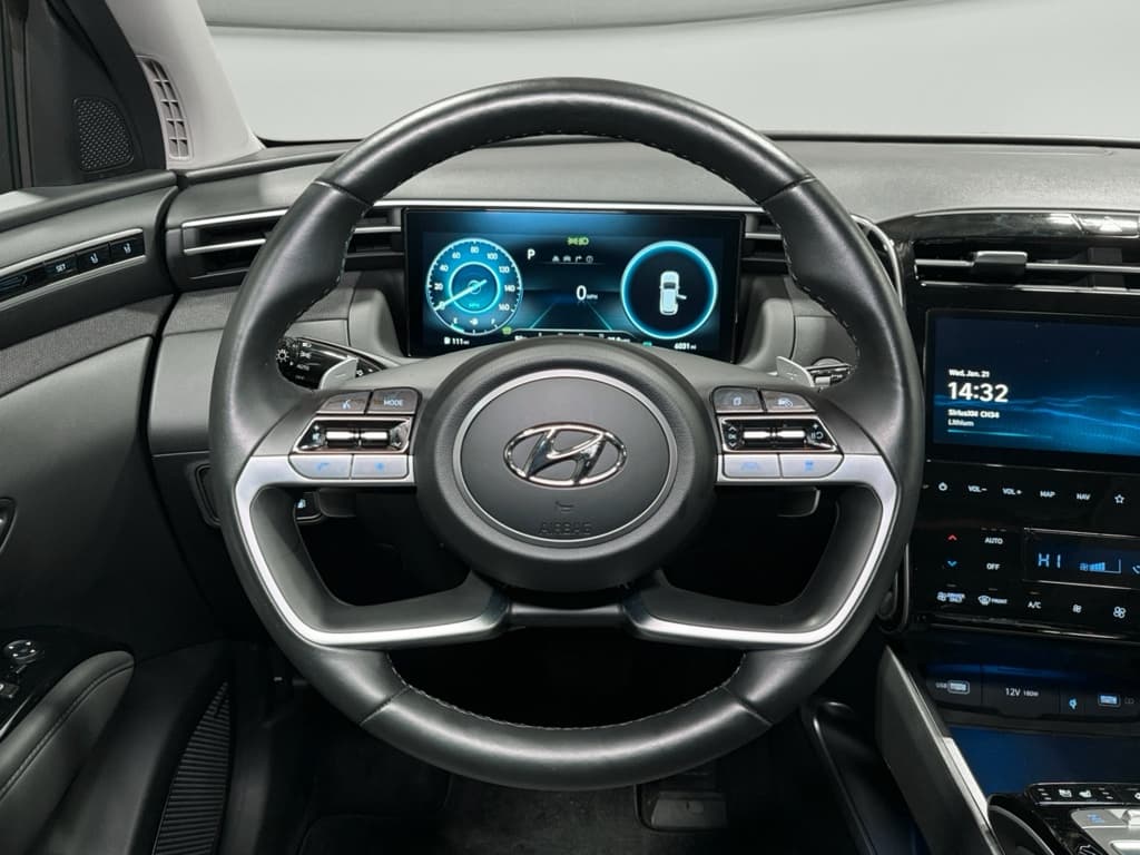 2024 Hyundai Tucson Plug-In Hybrid view 8