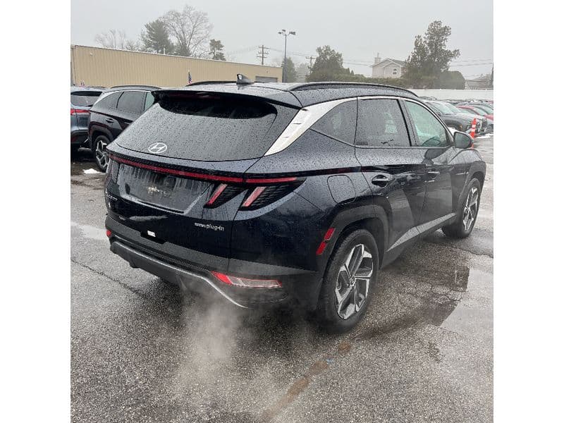 2024 Hyundai Tucson Plug-In Hybrid view 3