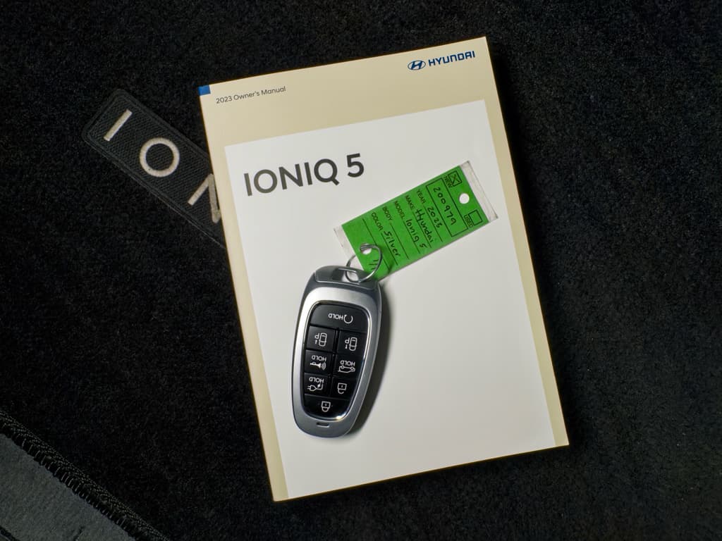 2023 Hyundai IONIQ 5 view 24