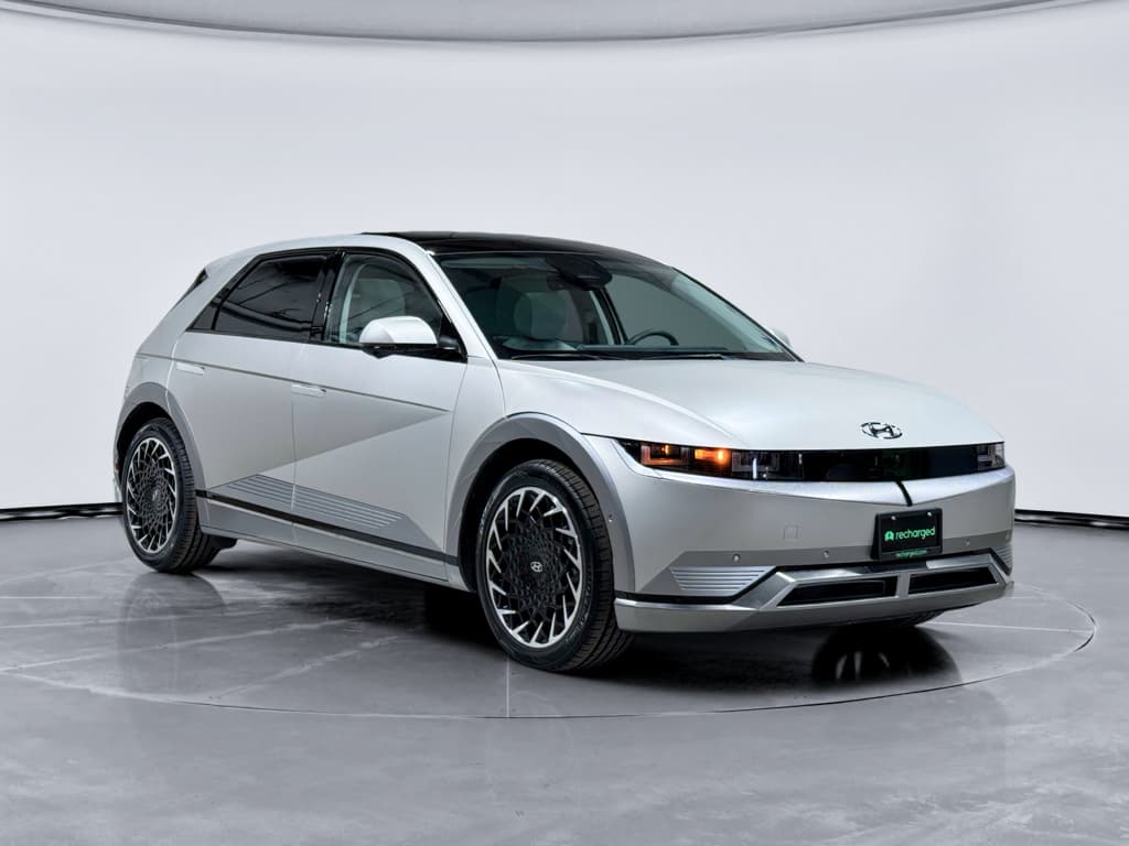 2023 Hyundai IONIQ 5 view 4