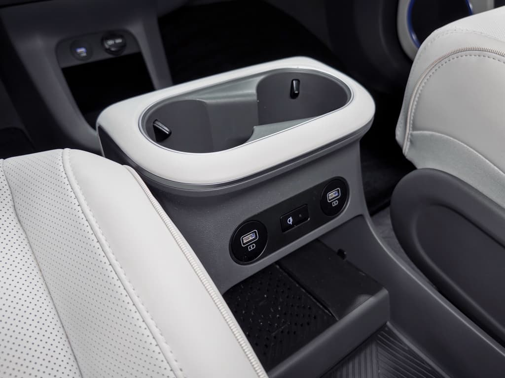 2023 Hyundai IONIQ 5 view 19