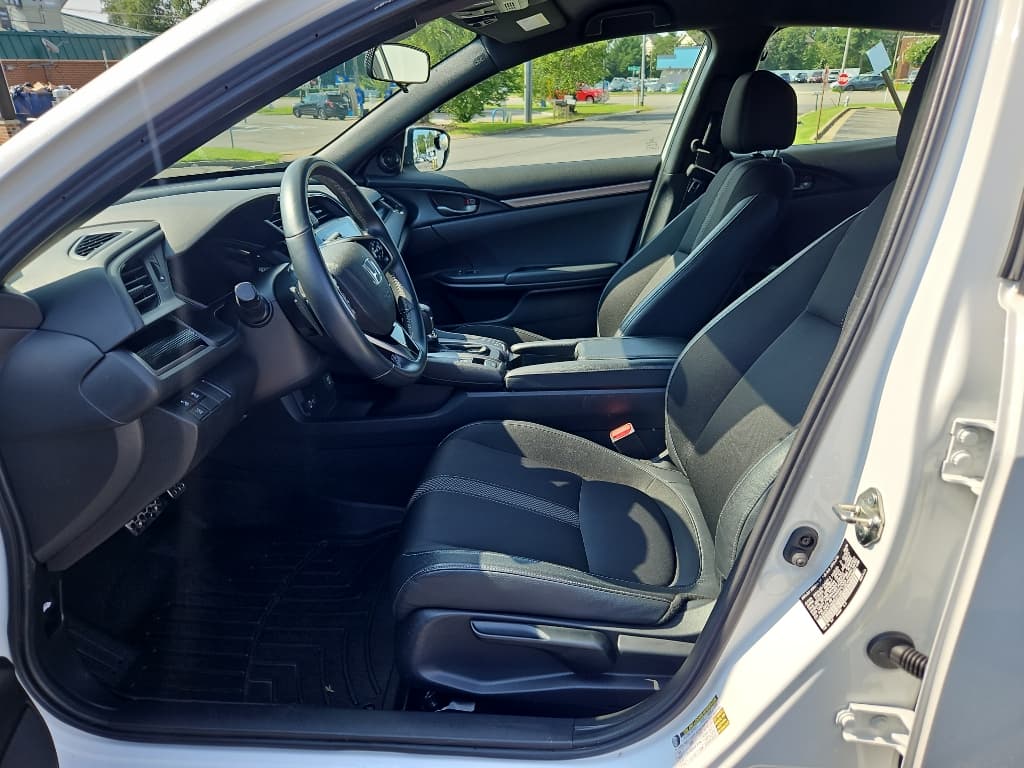 2021 Honda Civic view 6