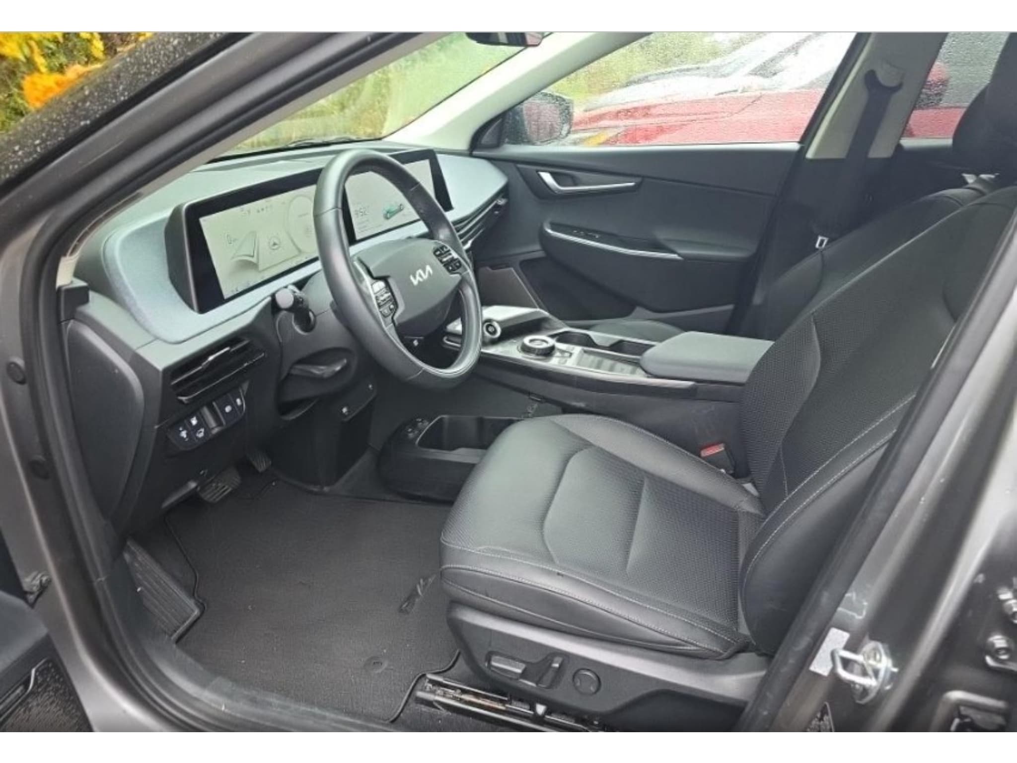 2024 Kia EV6 view 6