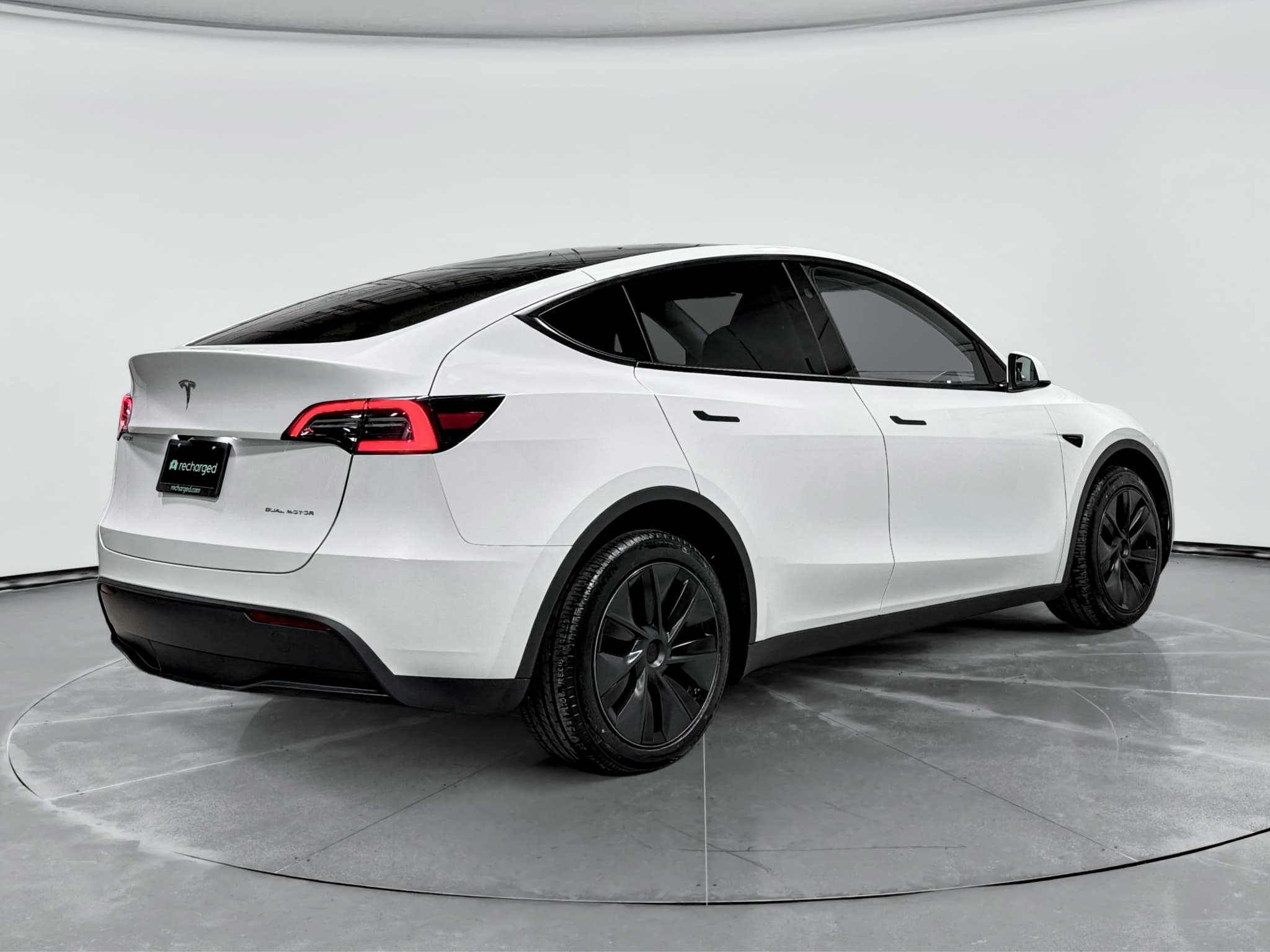 2024 Tesla Model Y view 3