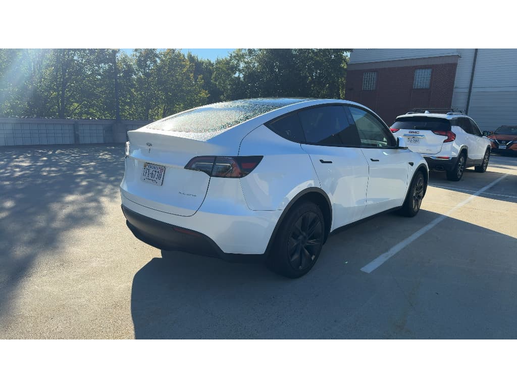 2024 Tesla Model Y view 3