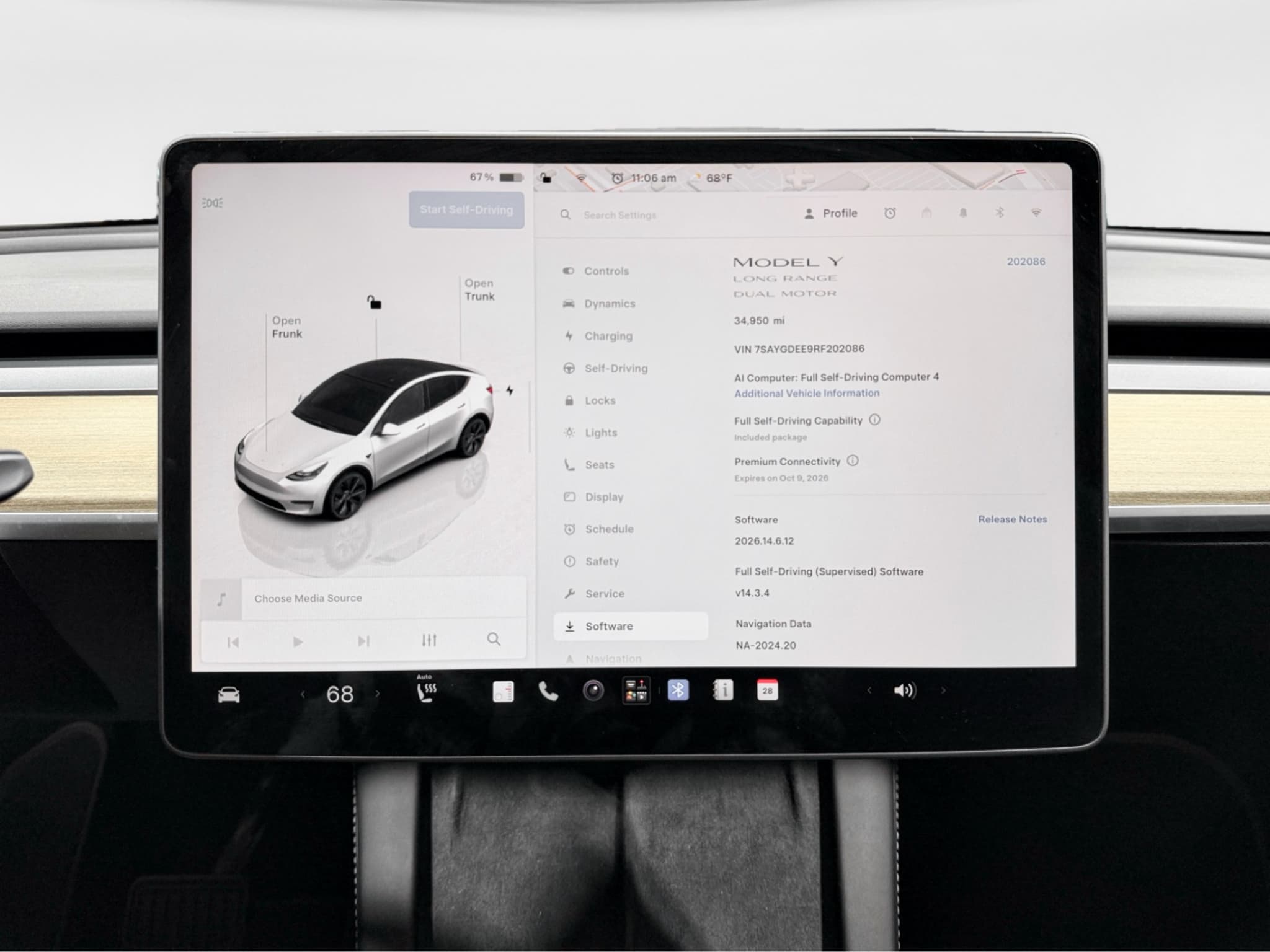 2024 Tesla Model Y view 10