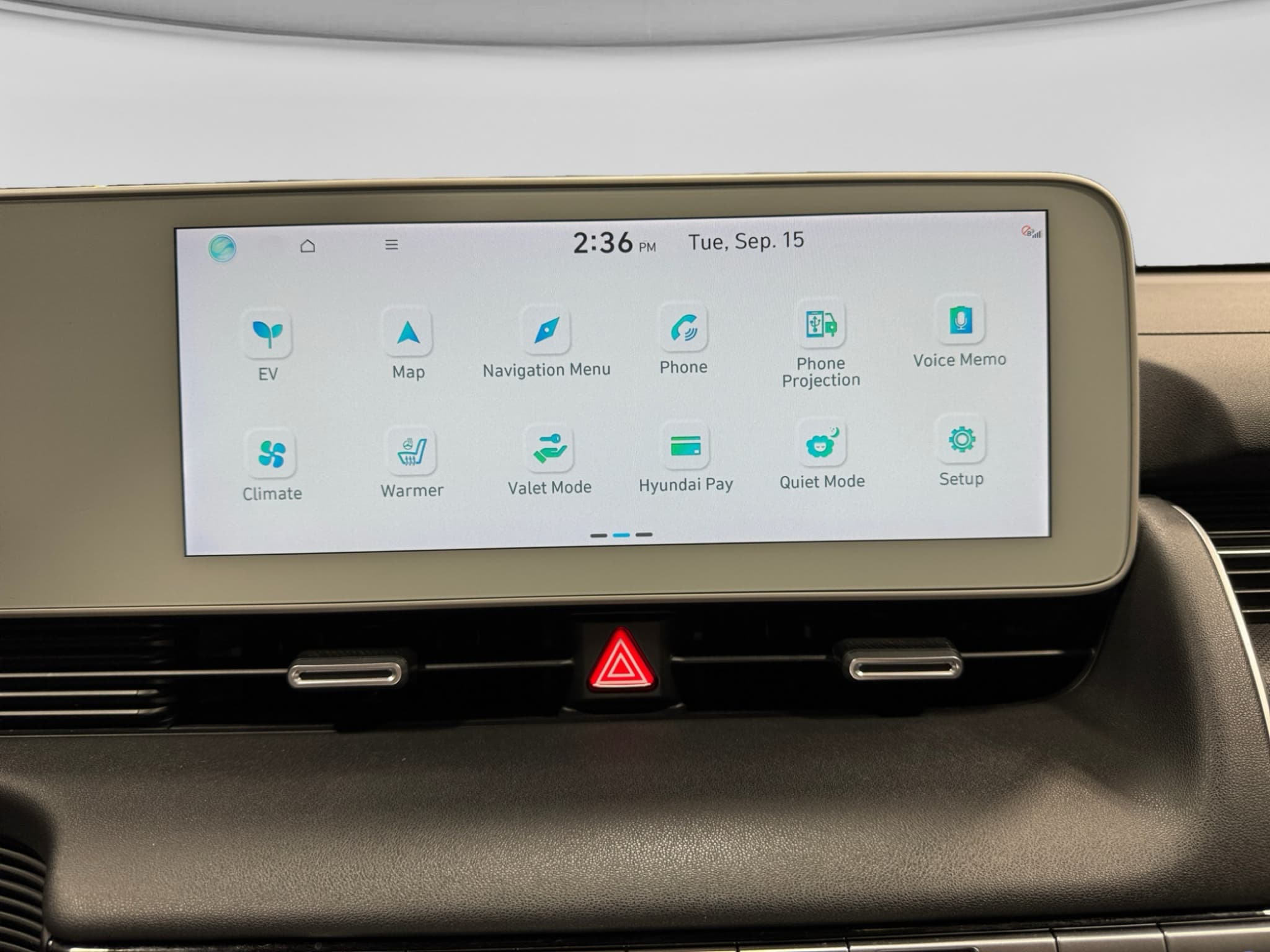 2023 Hyundai IONIQ 5 view 13