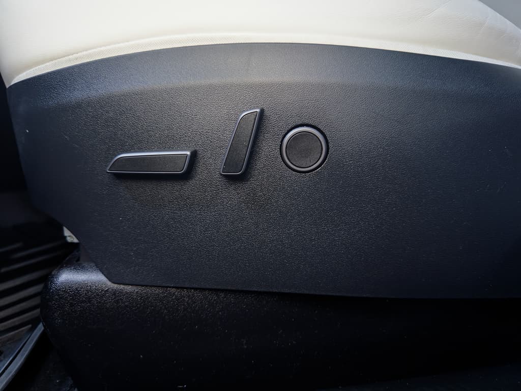 2023 Tesla Model Y view 6
