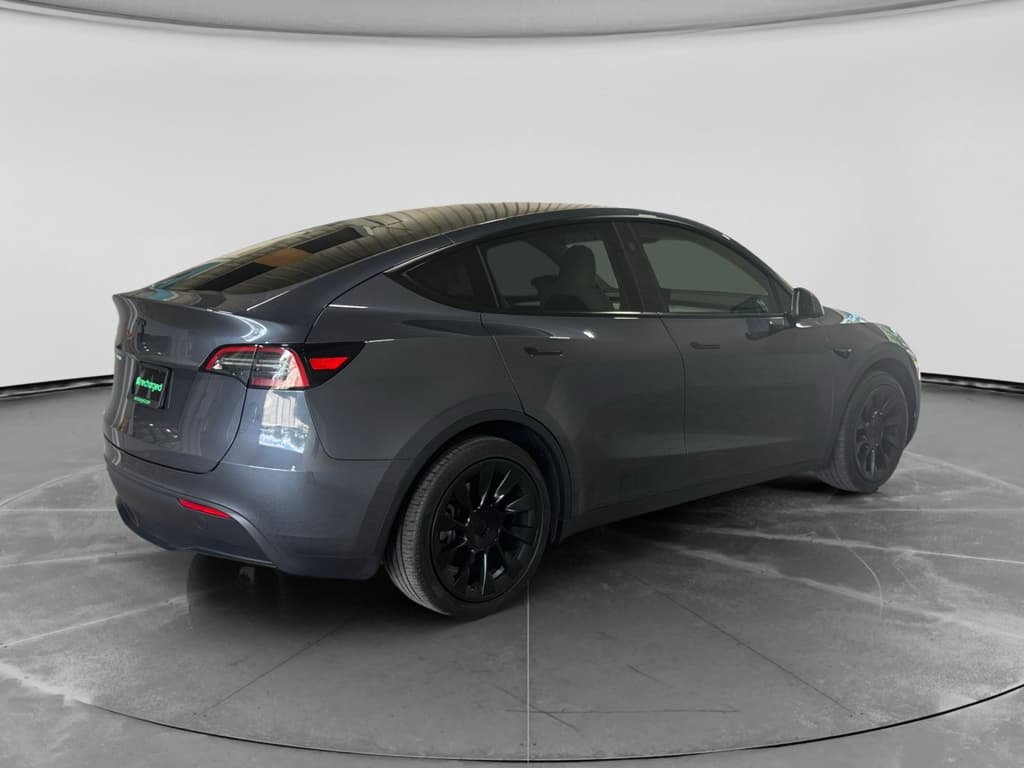2023 Tesla Model Y view 3