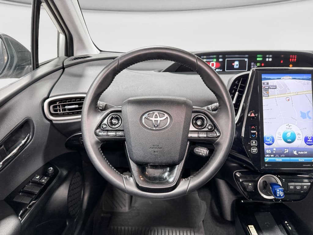 2022 Toyota Prius Prime view 9