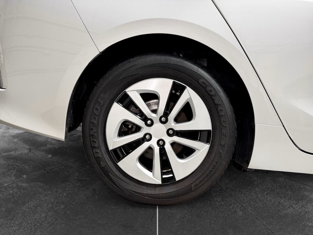 2022 Toyota Prius Prime view 34