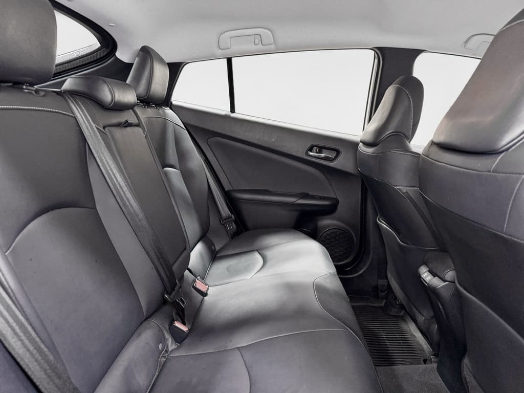 2022 Toyota Prius Prime view 22
