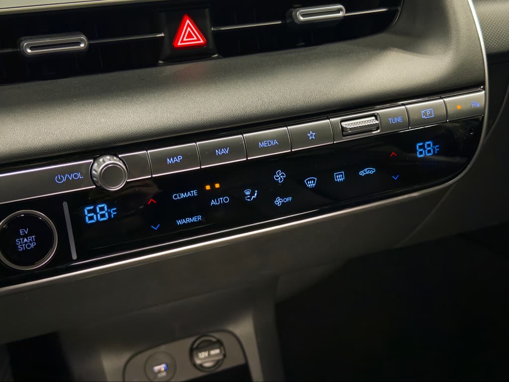 2023 Hyundai IONIQ 5 view 16