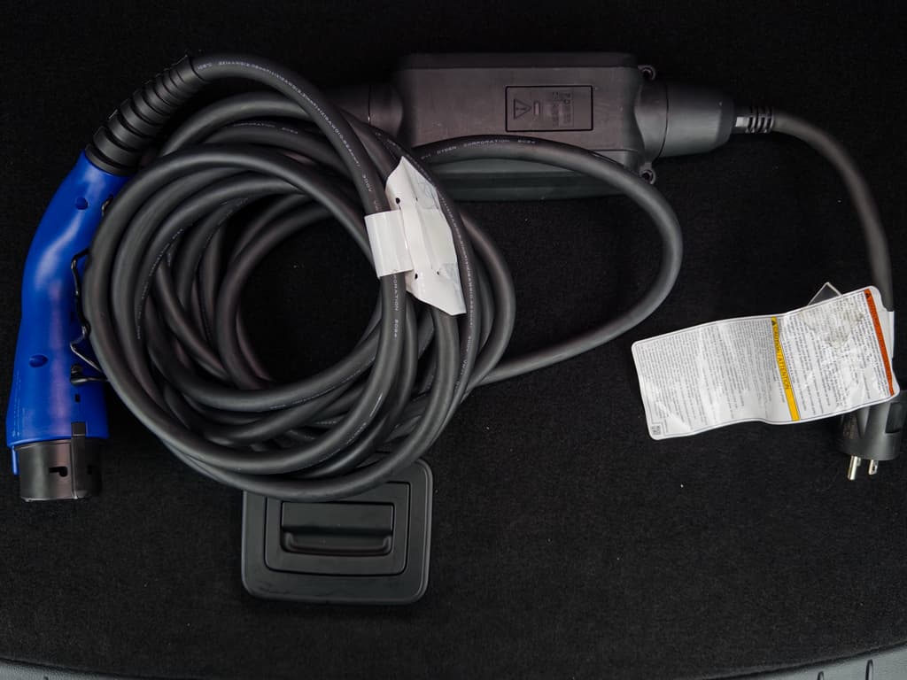 2025 Mazda CX-90 PHEV view 7