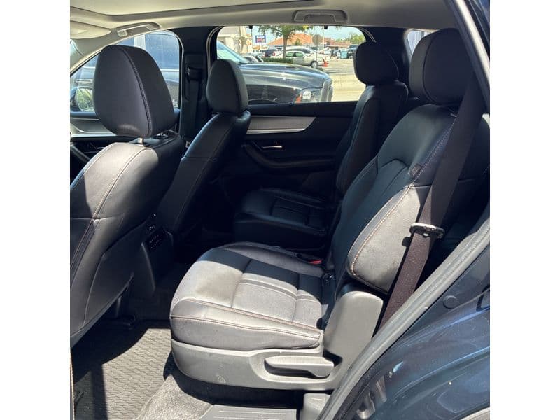 2025 Mazda CX-90 PHEV view 6