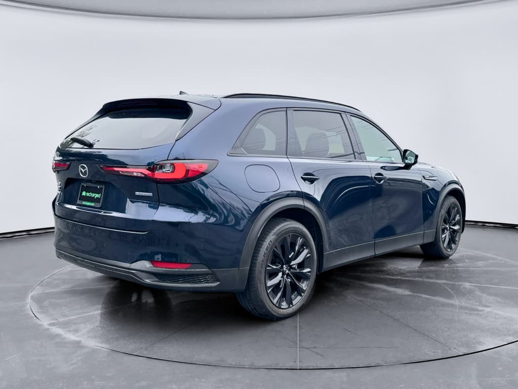 2025 Mazda CX-90 PHEV view 3