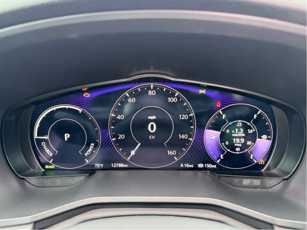 2025 Mazda CX-90 PHEV view 10