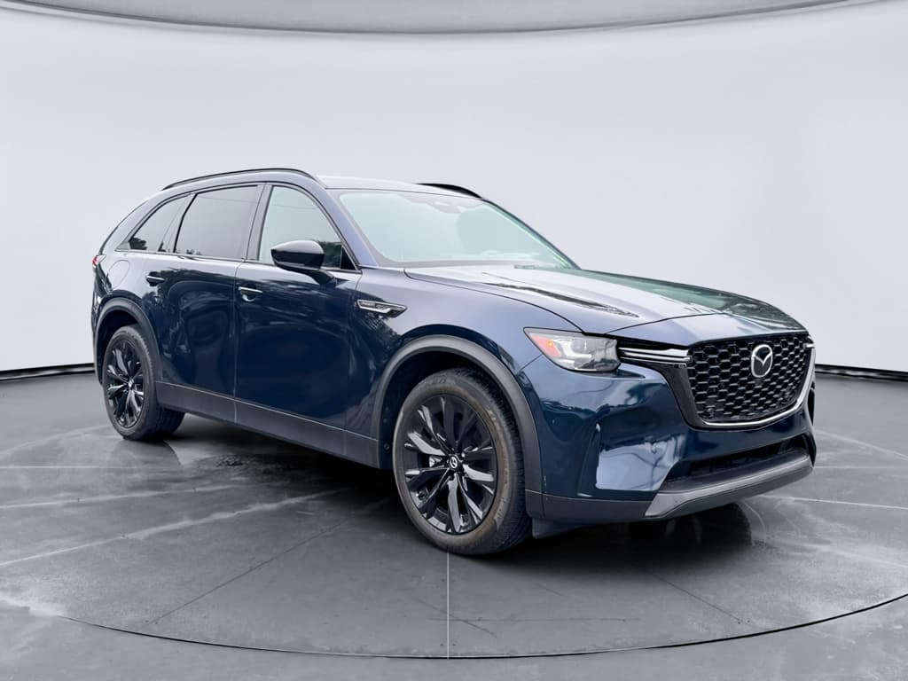 2025 Mazda CX-90 PHEV view 4