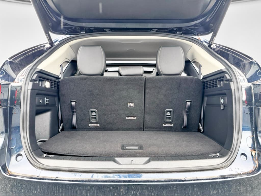 2025 Mazda CX-90 PHEV view 30