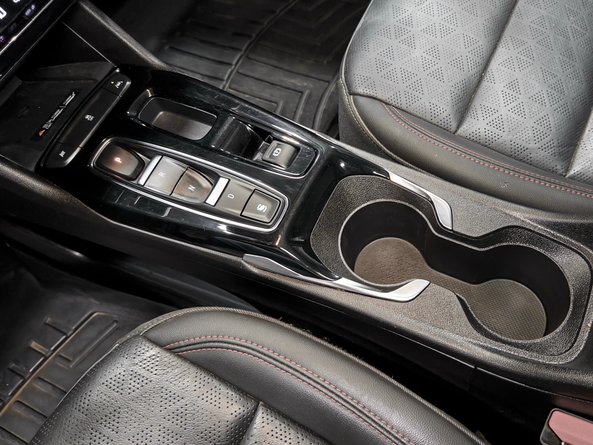 2023 Chevrolet Bolt EUV view 19