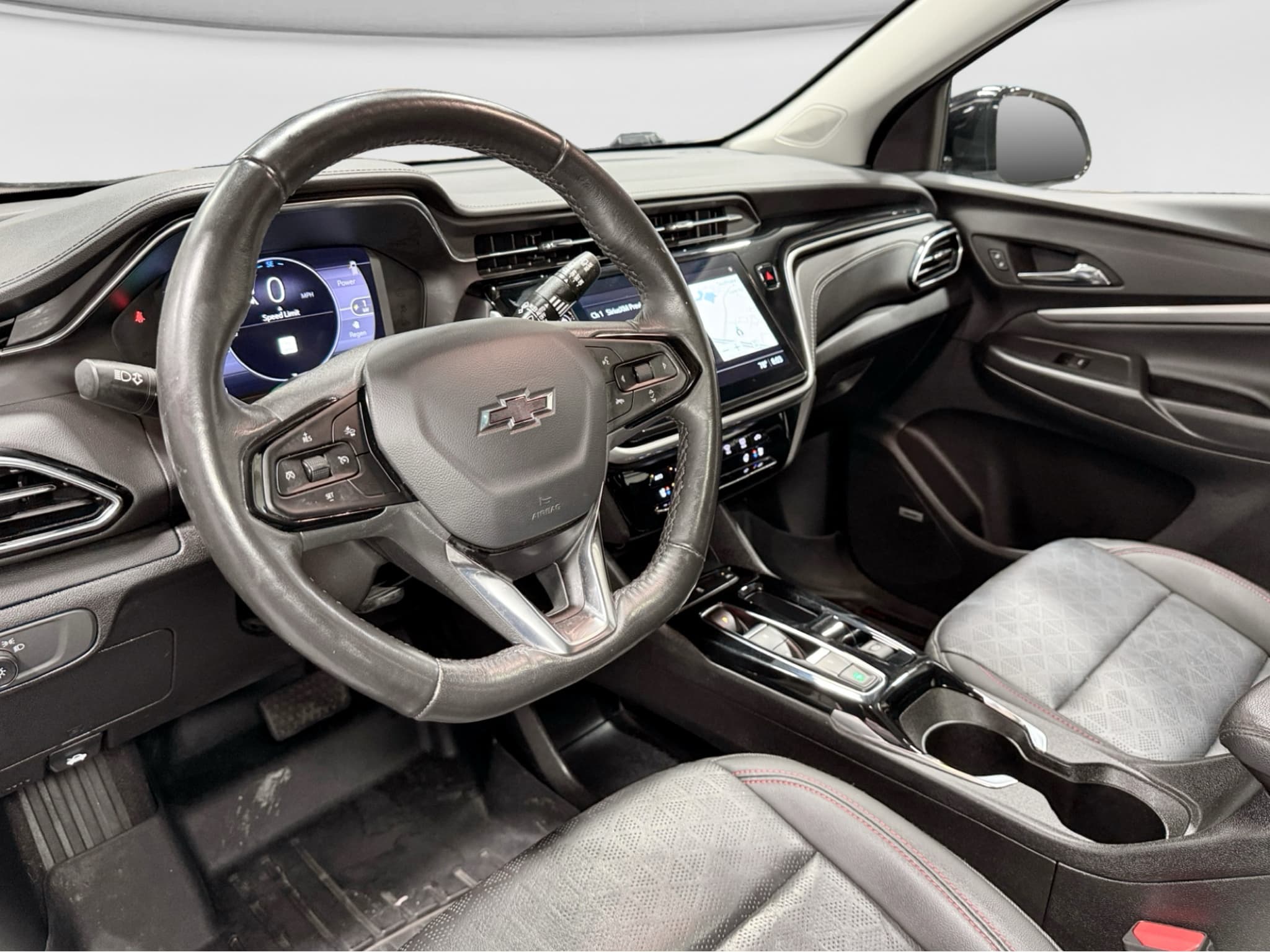2023 Chevrolet Bolt EUV view 18