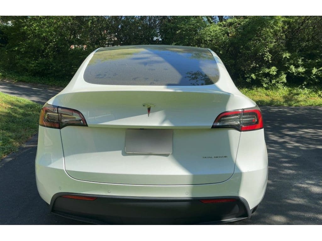 2021 Tesla Model Y view 4