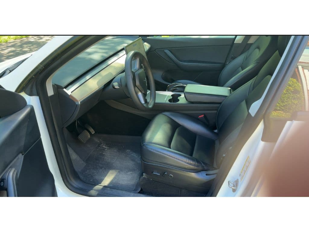 2021 Tesla Model Y view 5