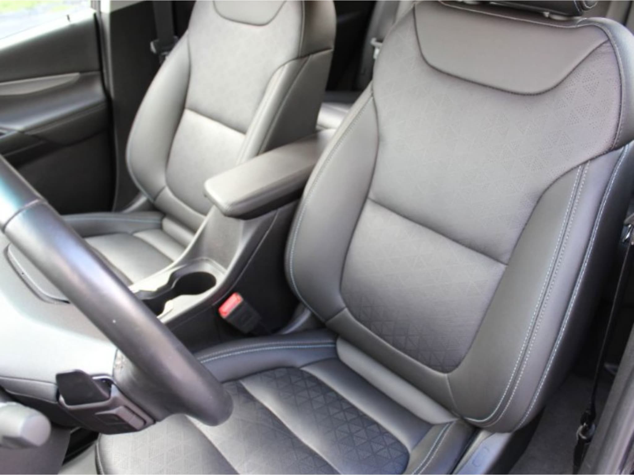 2023 Chevrolet Bolt EV view 5
