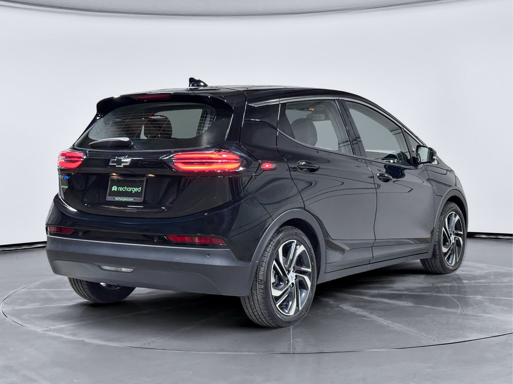 2023 Chevrolet Bolt EV view 3