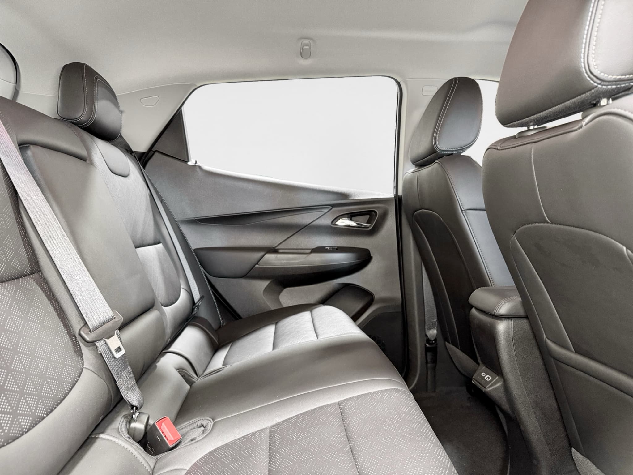 2023 Chevrolet Bolt EV view 22