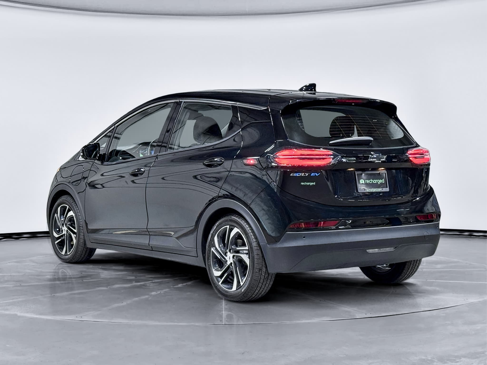 2023 Chevrolet Bolt EV view 2