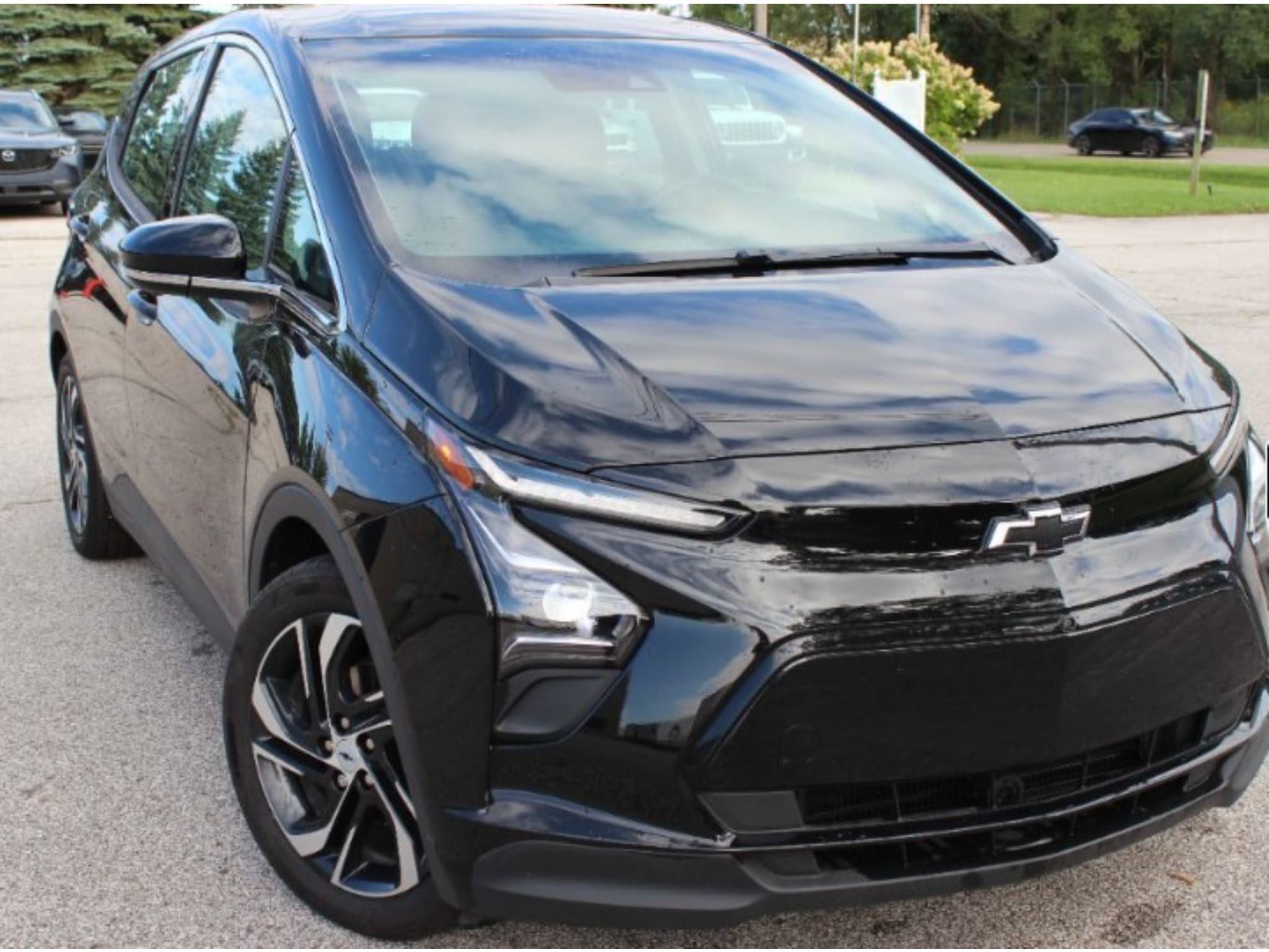 2023 Chevrolet Bolt EV view 2