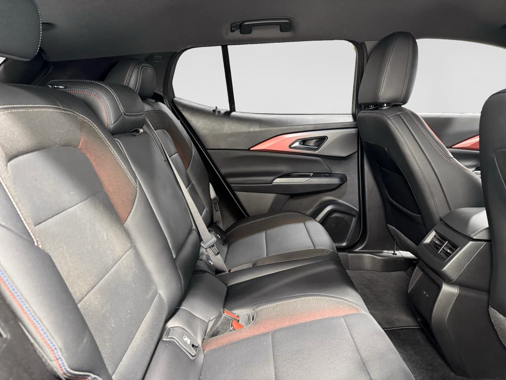 2025 Chevrolet Equinox EV view 21