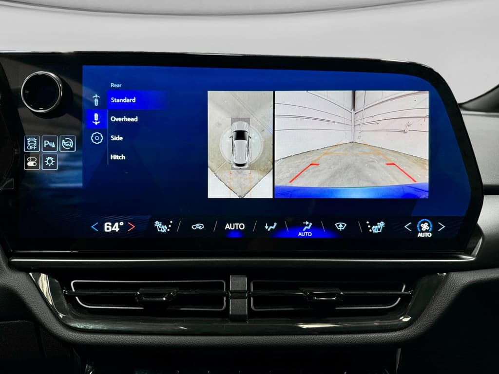 2025 Chevrolet Equinox EV view 13