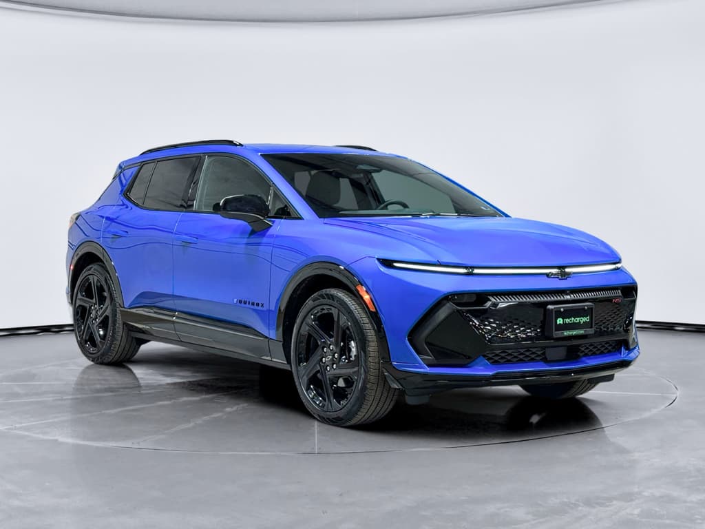 2025 Chevrolet Equinox EV view 4