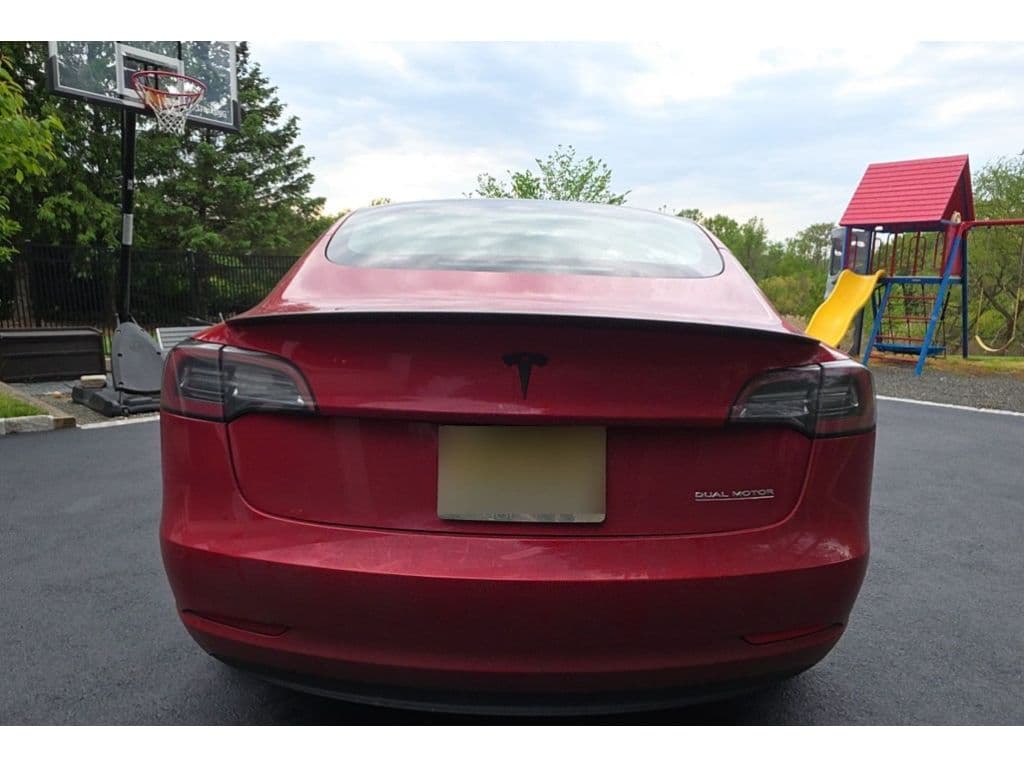 2022 Tesla Model 3 view 4