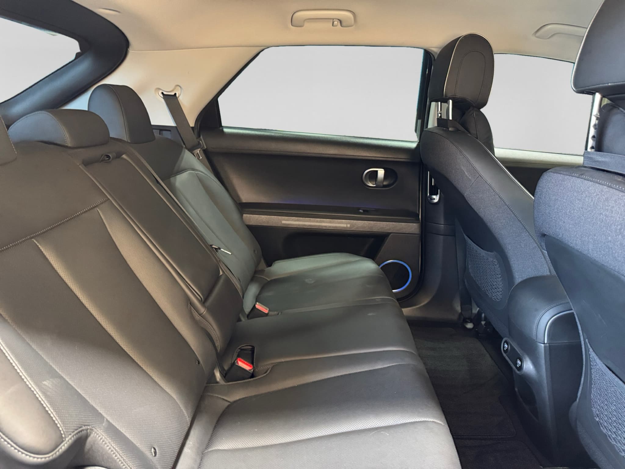 2023 Hyundai IONIQ 5 view 24