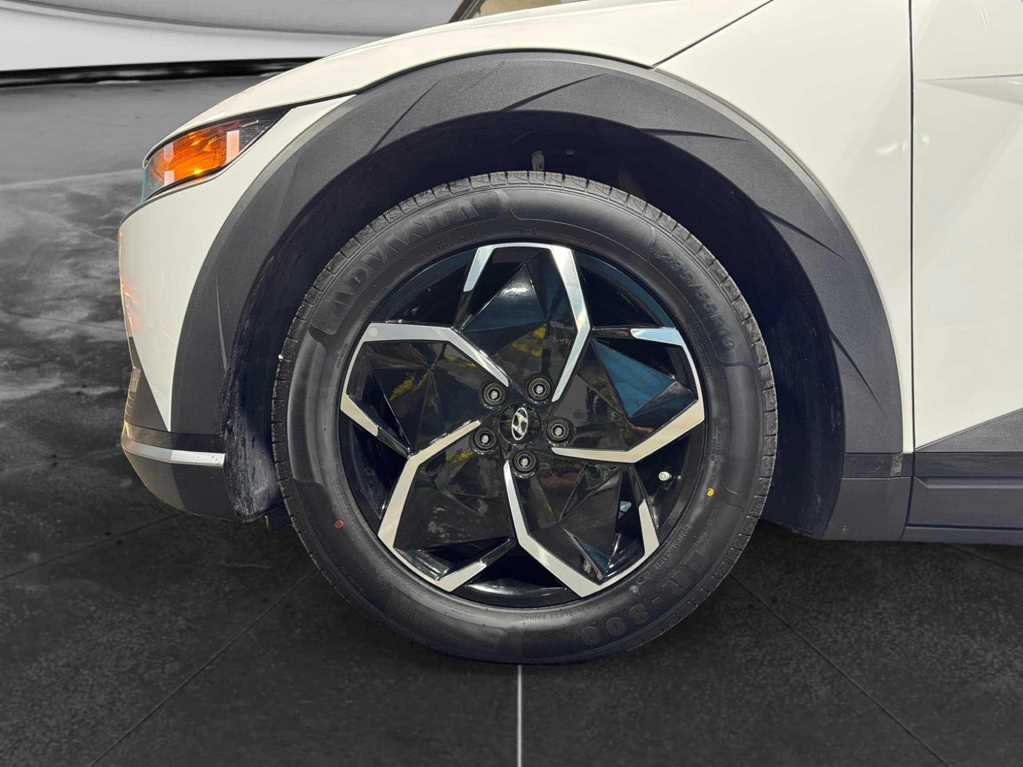 2023 Hyundai IONIQ 5 view 32