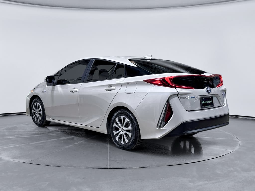 2022 Toyota Prius Prime view 2