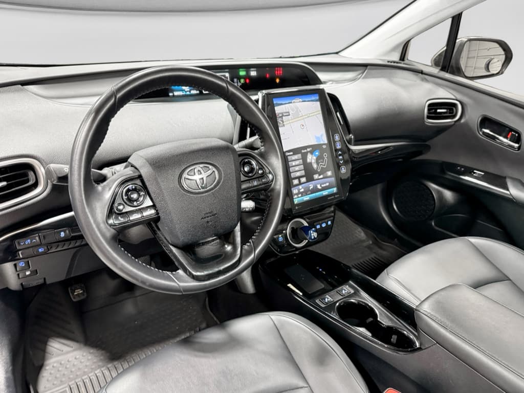 2022 Toyota Prius Prime view 19