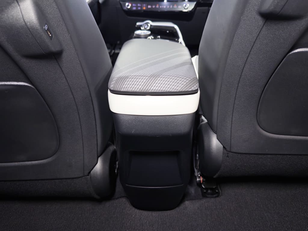 2024 Kia EV6 view 22