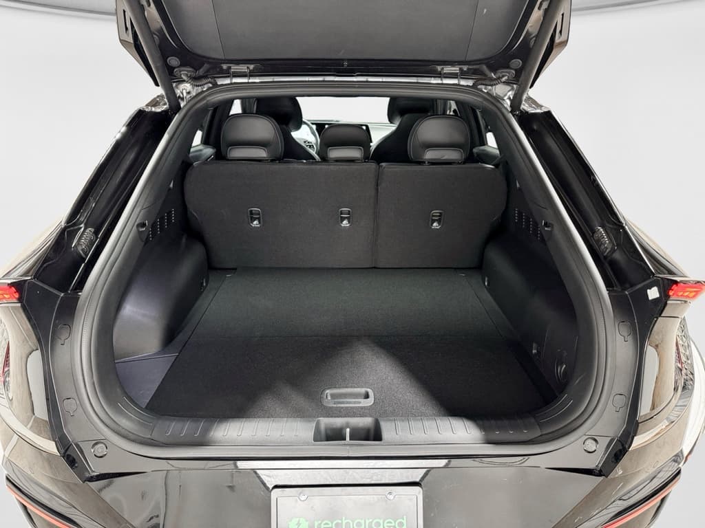 2024 Kia EV6 view 29