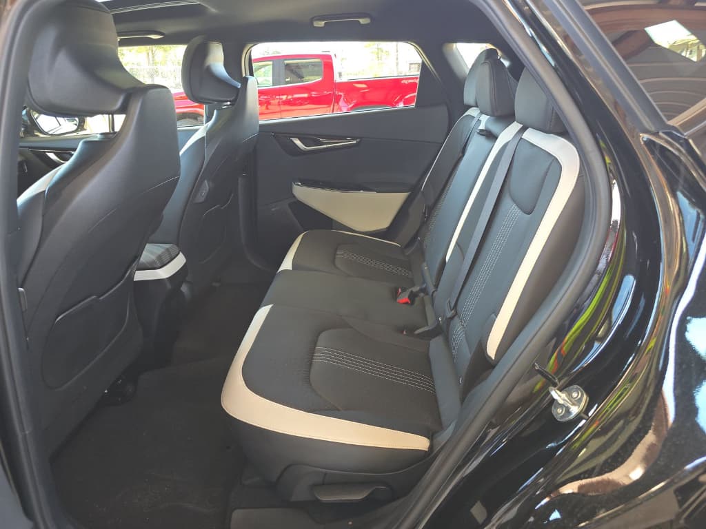 2024 Kia EV6 view 6