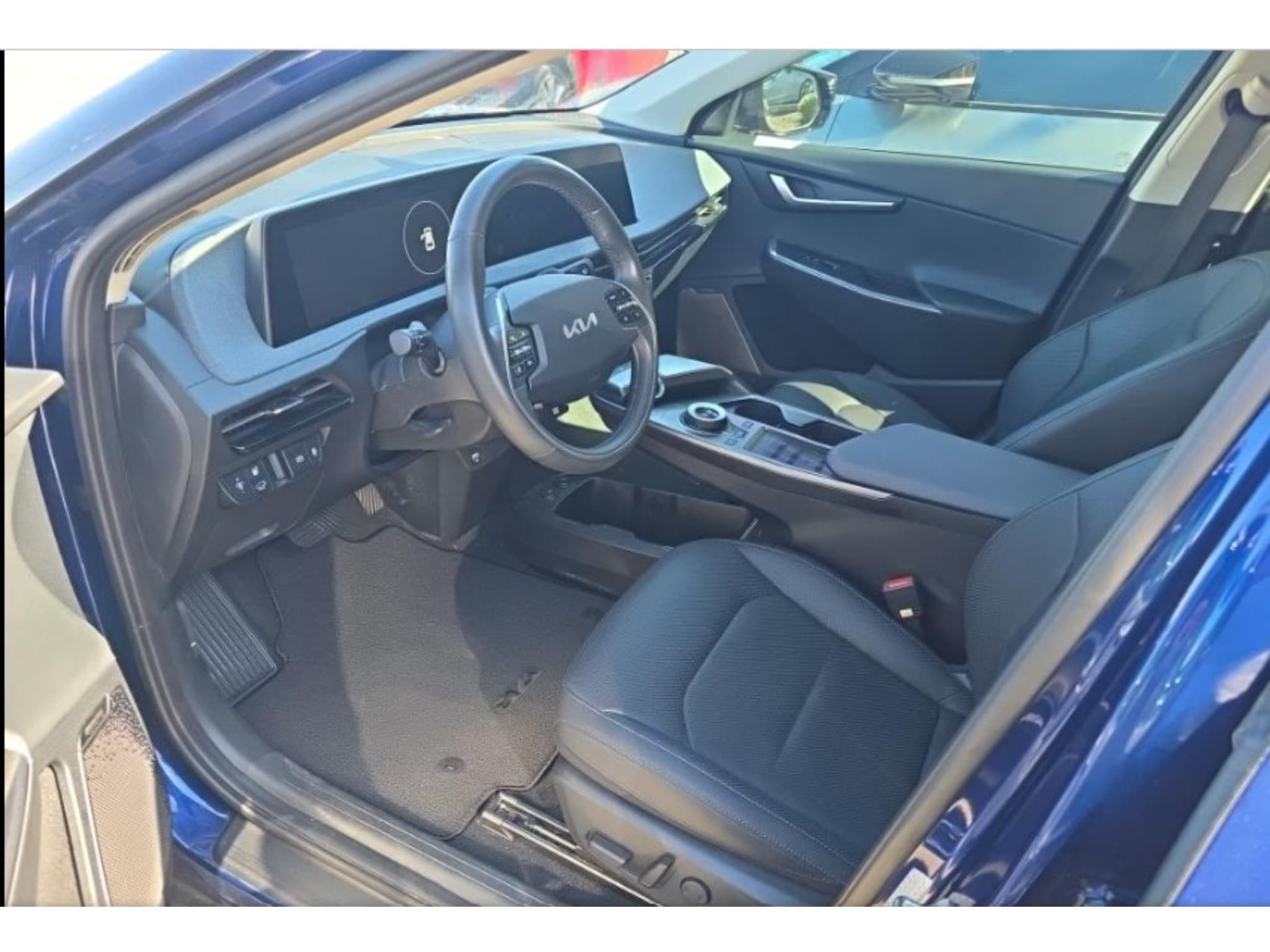 2024 Kia EV6 view 5